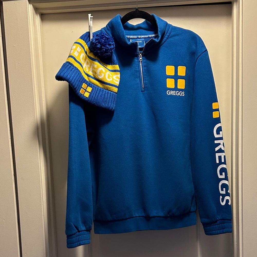 Blue Zip-Up Men's Sweater + Hat